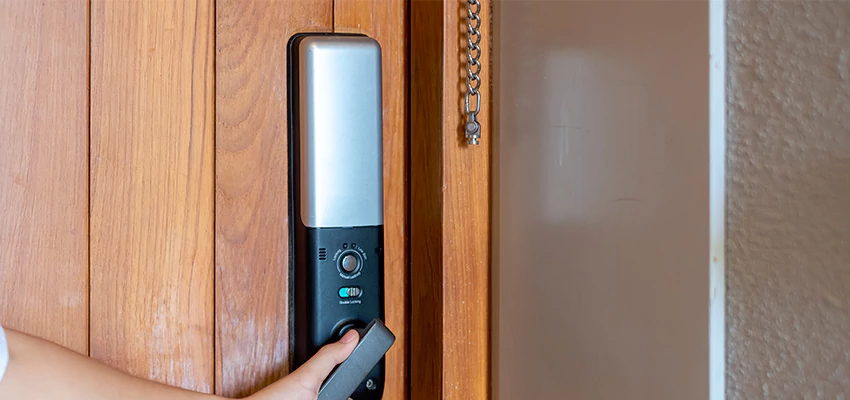 Home Security Electronic Locks Upgrades in Keyes, CA